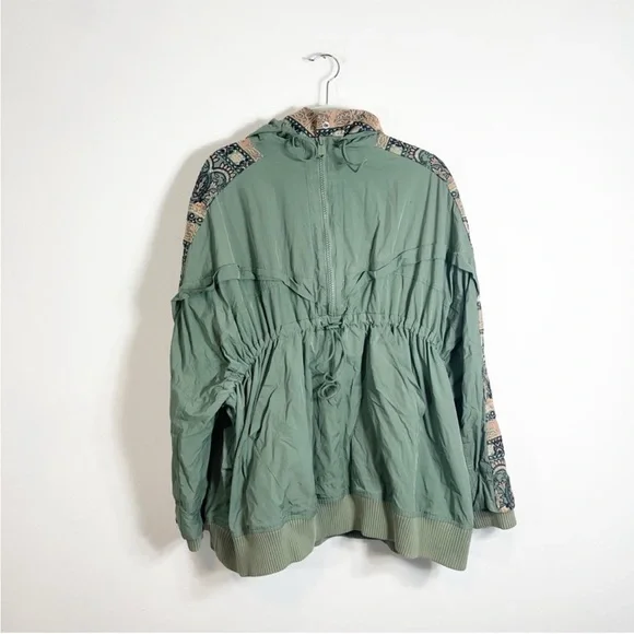 Free People Movement She Fly Jacket Size M Hooded Embroidered Green Oversized